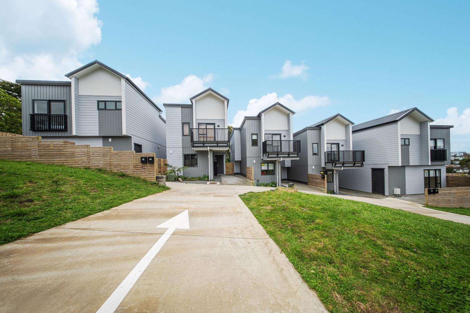 West Harbour Modern 4-Bedroom Retreat Auckland Bagian luar foto