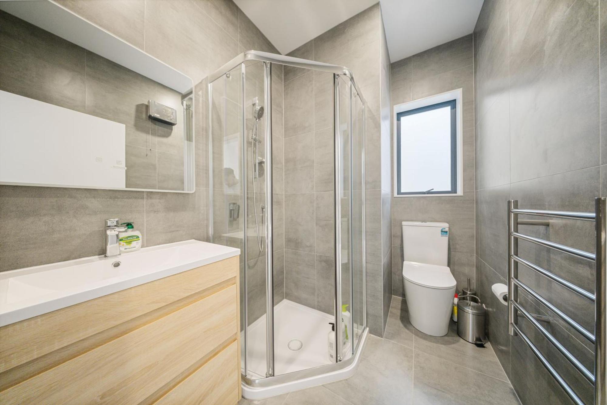 West Harbour Modern 4-Bedroom Retreat Auckland Bagian luar foto